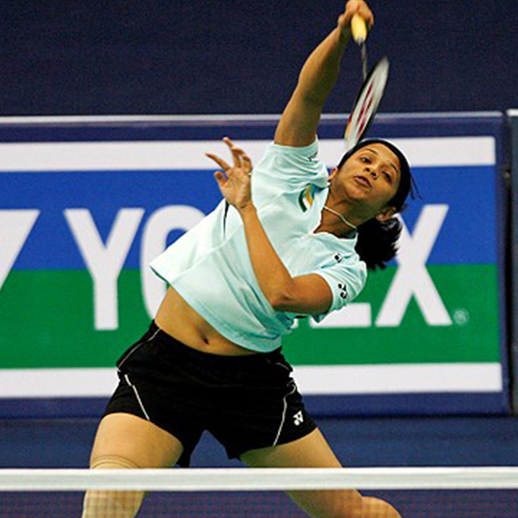 Aditi Mutatkar serving